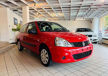 Renault Clio II Campus YAHOO!