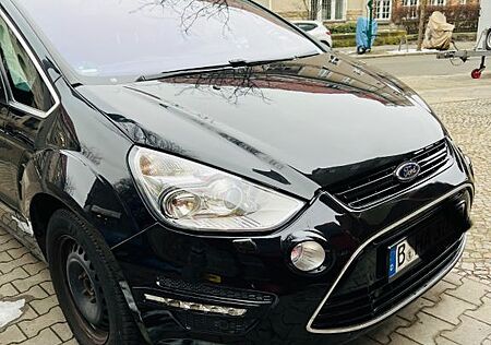 Ford S-Max gebraucht kaufen Ford S-Max 2,0 TDCi 103kW DPF Titanium Titanium