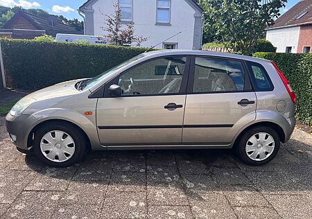 Ford Fiesta 1.4 16V -