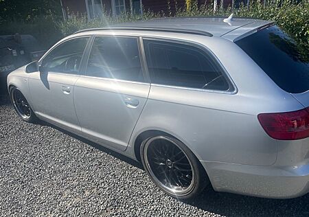 Audi A6 2.4 Avant -