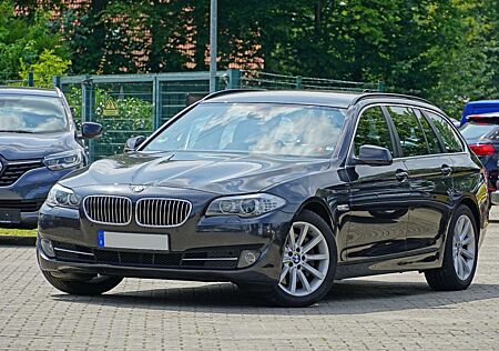 BMW 530d xDrive Touring Head-Up TEMP NAV PDC SHZ BT