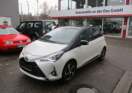 Toyota Yaris Hybrid Style Selection