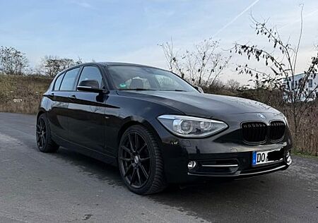 BMW 118i Sport Line Top Zustand