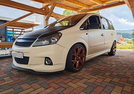 Opel Zafira OPC_297 Ps