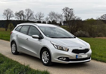 Kia Cee'd Sportswagon 1.4 CVVT Spirit Sportswago...