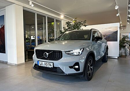 Volvo XC 40 XC40 B3 Ultra Dark PANOe Klimaaut ACC RFK360° AU
