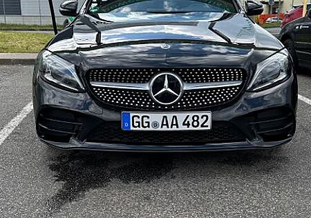 Mercedes-Benz C 220 d AMG LINE