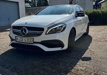 Mercedes-Benz A 45 AMG Mercedes-AMG A 45 4MATIC DCT Merced...