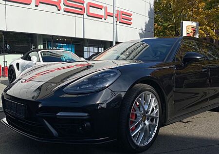 Porsche Panamera Turbo Sport Turismo Turbo