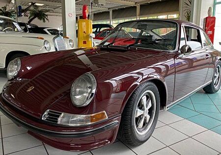 Porsche 911 Urmodell 911 2,2S Coupé restauriert matching No