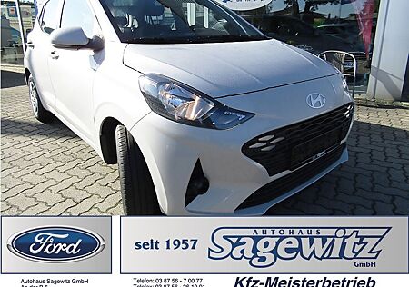 Hyundai i10 1.0 Select Navi Klima Kamera