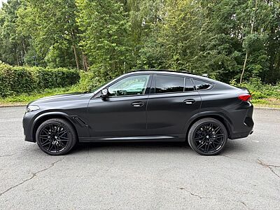 BMW X6 M50 M50d - VOLL 2. HAND SKY MASSAGE   B&W