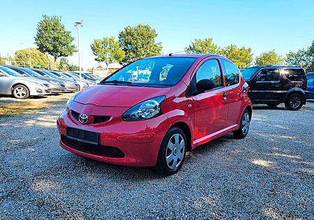 Toyota Aygo (X) Aygo (X) Basis 1.0 EUR 4*Servo*Radio-CD*Som.Reif