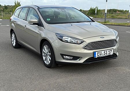 Ford Focus 1.5 EcoBoost Titanium TÜV NEU