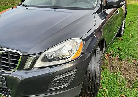 Volvo XC 60 XC60 3.2 AWD Geartronic Momentum Momentum