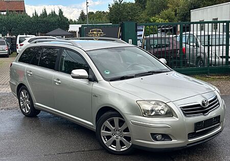 Toyota Avensis Kombi 2.2 D-CAT Travel/AHK/Tüv 03.2027
