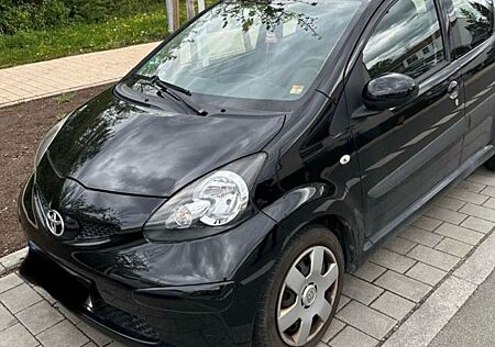 Toyota Aygo (X) Aygo (X) 1,0 -