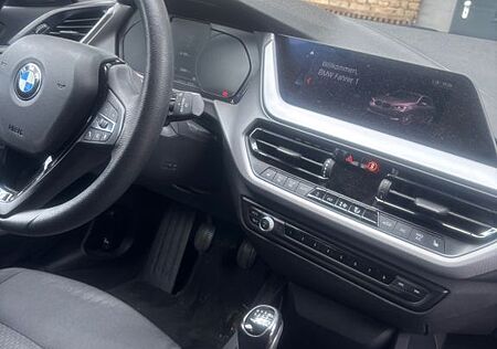 BMW 118i -