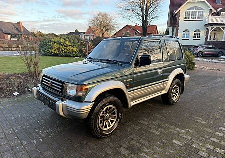 Mitsubishi Pajero Classic 2.5TD GLS