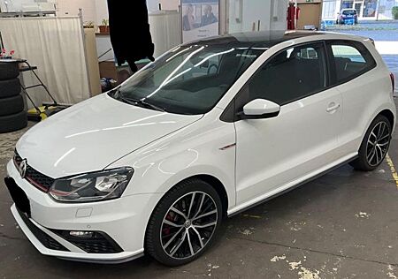 VW Polo Volkswagen GTI 1.8 TSI BMT/DSG/NAVI/PANO/SHZ