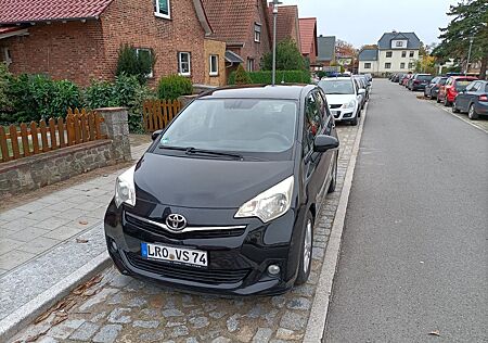 Toyota Verso-S 1,33-l-Dual-VVT Multidrive S Life