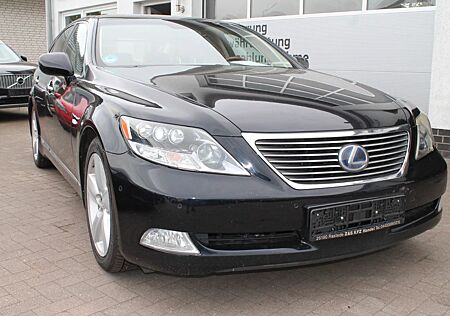 Lexus LS 600h
