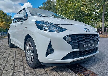 Hyundai i10 Klima Tempomat Spurhalteassistent Bluetooth