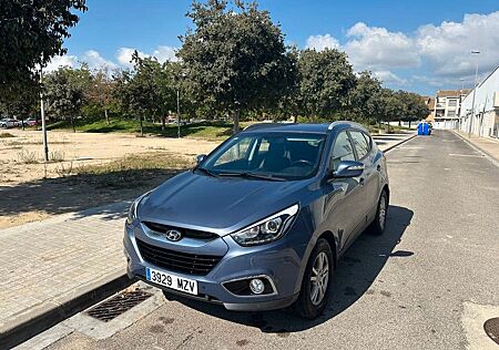 Hyundai ix35 2.0 CRDi 100kW Black&Steel 4WD Automati...