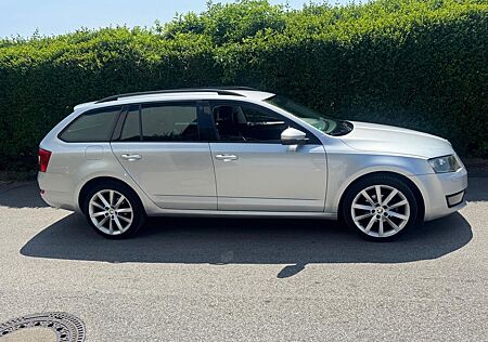 Skoda Octavia 1.6 TDI Joy Combi Joy