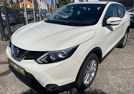 Nissan Qashqai Acenta Automatic / AHK / PDC + Kamera