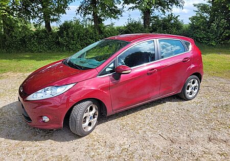 Ford Fiesta 1,4 Titanium Titanium