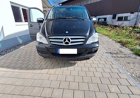 Mercedes-Benz Viano 4MATIC 2.2 CDI 2 seitentürig lang 7 Sitzer