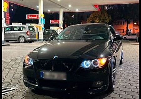 BMW 325i Coupé -