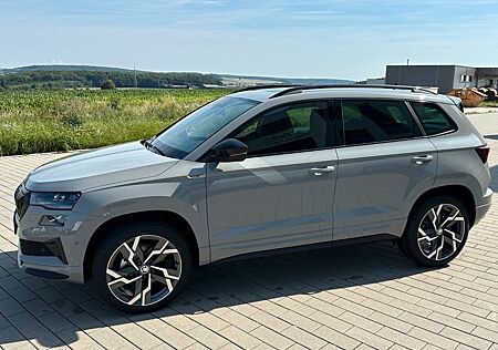 Skoda Karoq 2.0 TSI DSG Sportline+AHK+PANO+CANTON