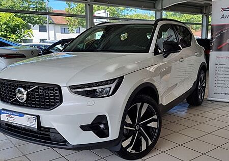 Volvo XC 40 Plus Dark 2WD 8-Geartronic Panorama