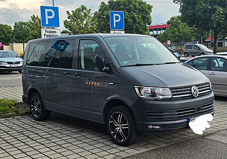 VW T5 Multivan Volkswagen T6 Multivan