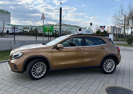 Mercedes-Benz GLA 250 4MATIC DCT Style Style
