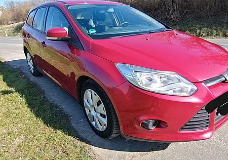 Ford Focus 2,0TDCi 85kW PowerShift Trend Turnier ...
