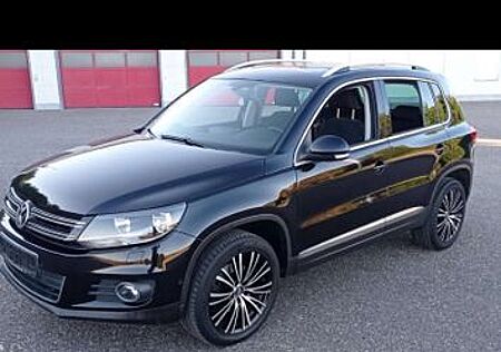 VW Tiguan Volkswagen 1.4 TSI 4MOTION Track & Style Track &...