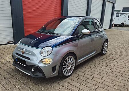 Abarth 695 Rivale Carbon PDC Akrapovic