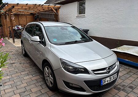 Opel Astra Sports T. 1.6 CDTI ec Edt. 81 S/S 97g ...