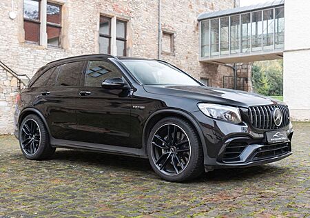 Mercedes-Benz GLC 63 AMG 4MATIC BURMESTER ACC 360° NIGHT KAM