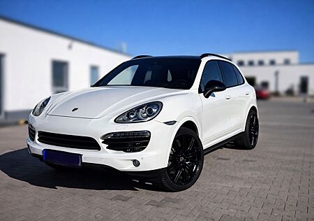 Porsche Cayenne V8/Luftfahr/21 Zoll/Pano/Navi/Scheckheft/TOP