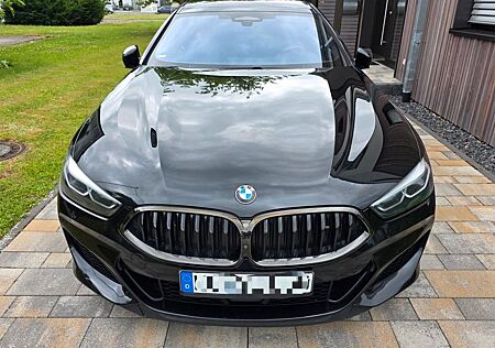 BMW M850i xDrive Gran Coupé Individual Black Voll M8