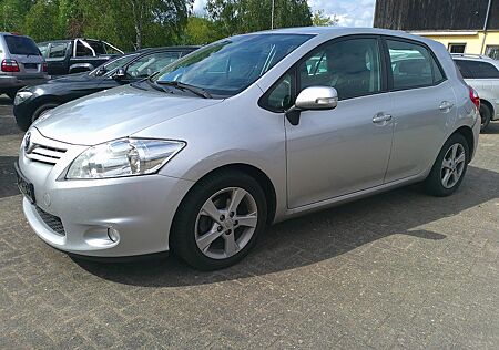 Toyota Auris Travel 1,4 D,Navi,Kamera,Alu, FESTPREIS !!