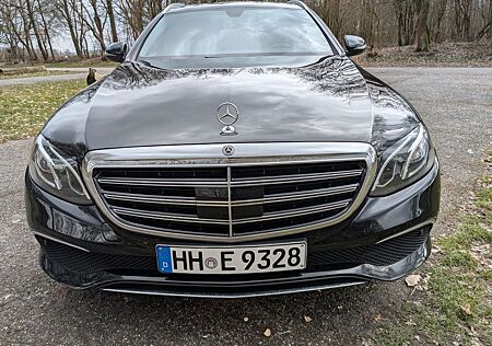 Mercedes-Benz E 300 d T Autom. - Distro, Bur, Pano, AHK, 9G
