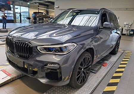 BMW X5 xDr30d M Sport PANO*ACC*AHK*Standh.*HK*22"