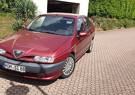 Alfa Romeo 146