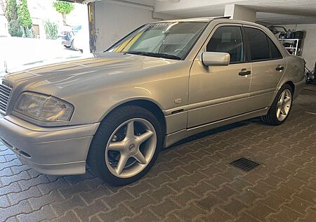 Mercedes-Benz C 180 CLASSIC SELECTION Classic Selection