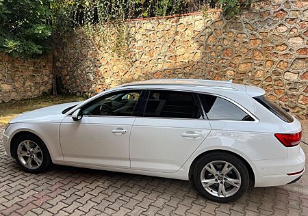 Audi A4 2.0 TDI S tronic sport Avant sport
